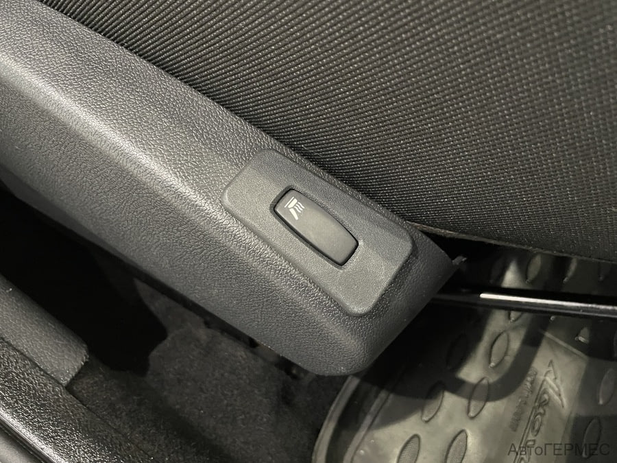 Фото LADA Largus I с пробегом | №10