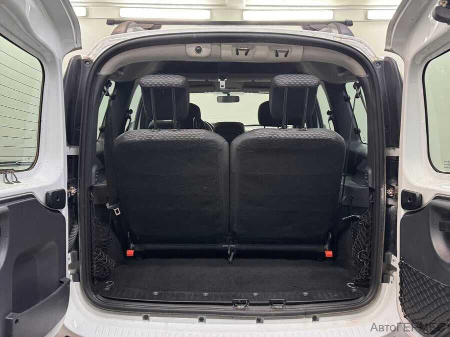 Фото LADA Largus I с пробегом | №13