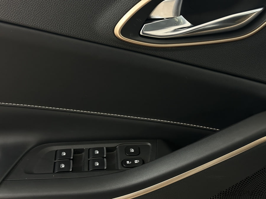 Фото Москвич Москвич 3e I с пробегом | №8 Фото Москвич Москвич 3e I с пробегом | №8