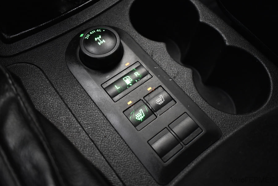 Фото УАЗ Патриот I Рестайлинг 2 с пробегом | №8 Фото УАЗ Патриот I Рестайлинг 2 с пробегом | №8