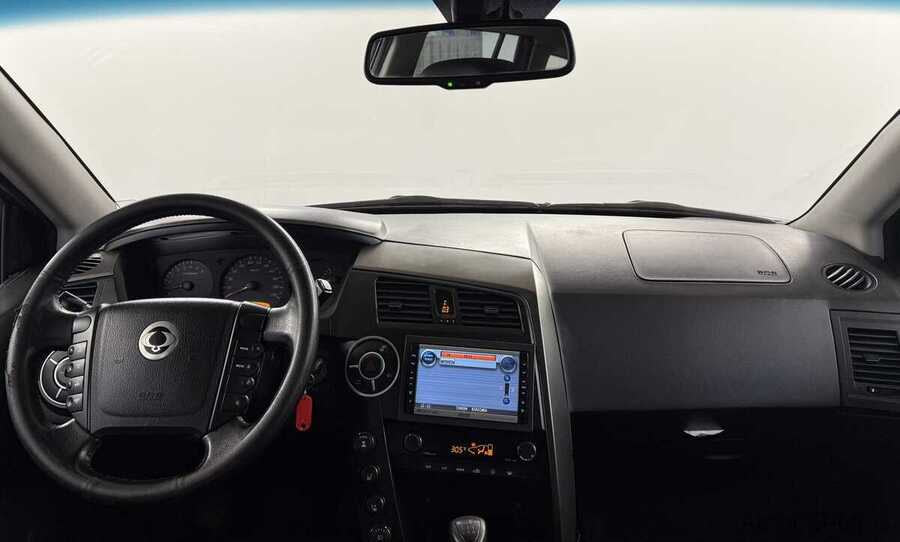 Фото SsangYong Kyron I Рестайлинг с пробегом | №5