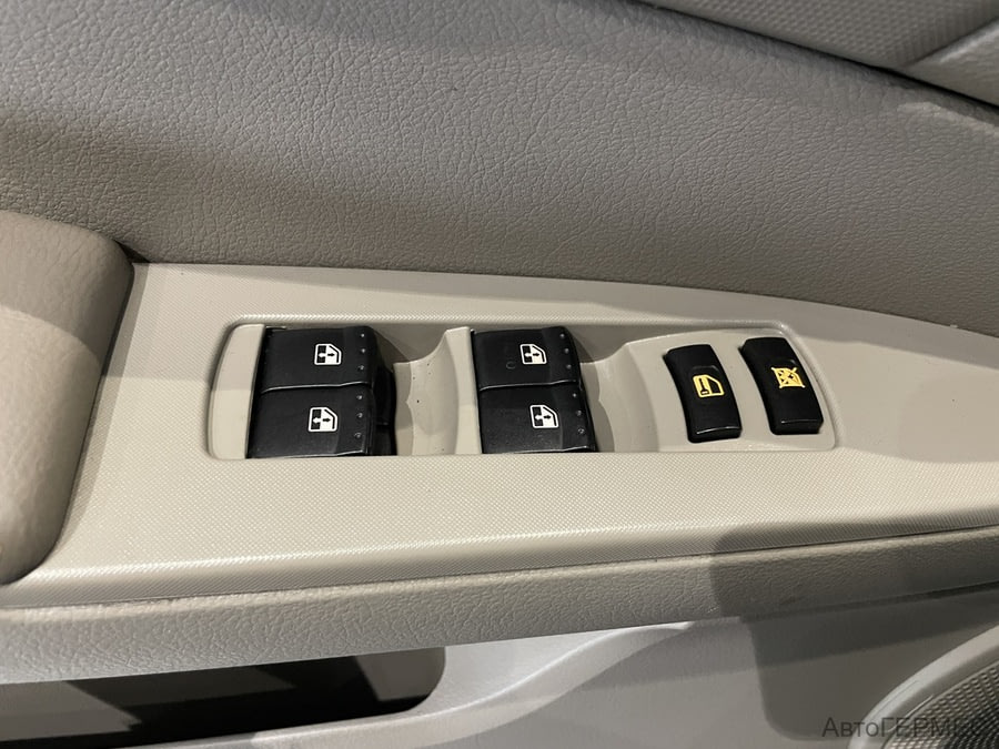 Фото SsangYong Kyron I Рестайлинг с пробегом | №8