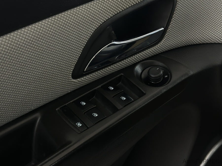 Фото Chevrolet Cruze I с пробегом | №9