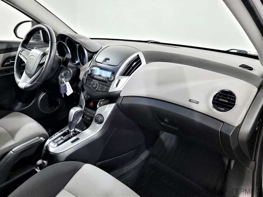 Фото Chevrolet Cruze I Рестайлинг с пробегом | №10