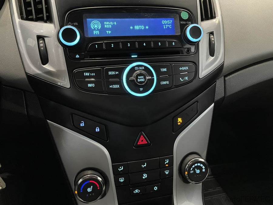 Фото Chevrolet Cruze I Рестайлинг с пробегом | №7