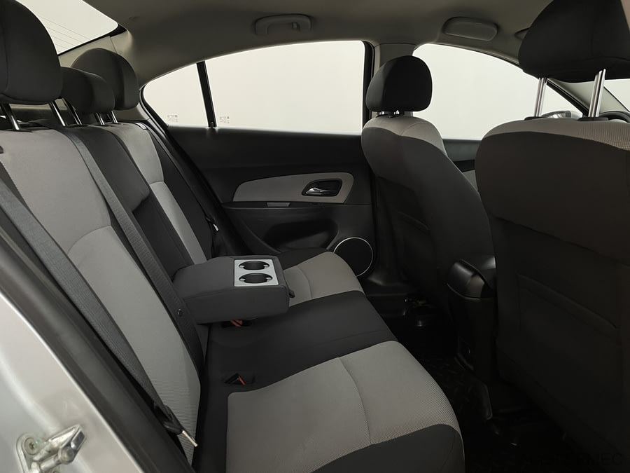 Фото Chevrolet Cruze I с пробегом | №10 Фото Chevrolet Cruze I с пробегом | №10