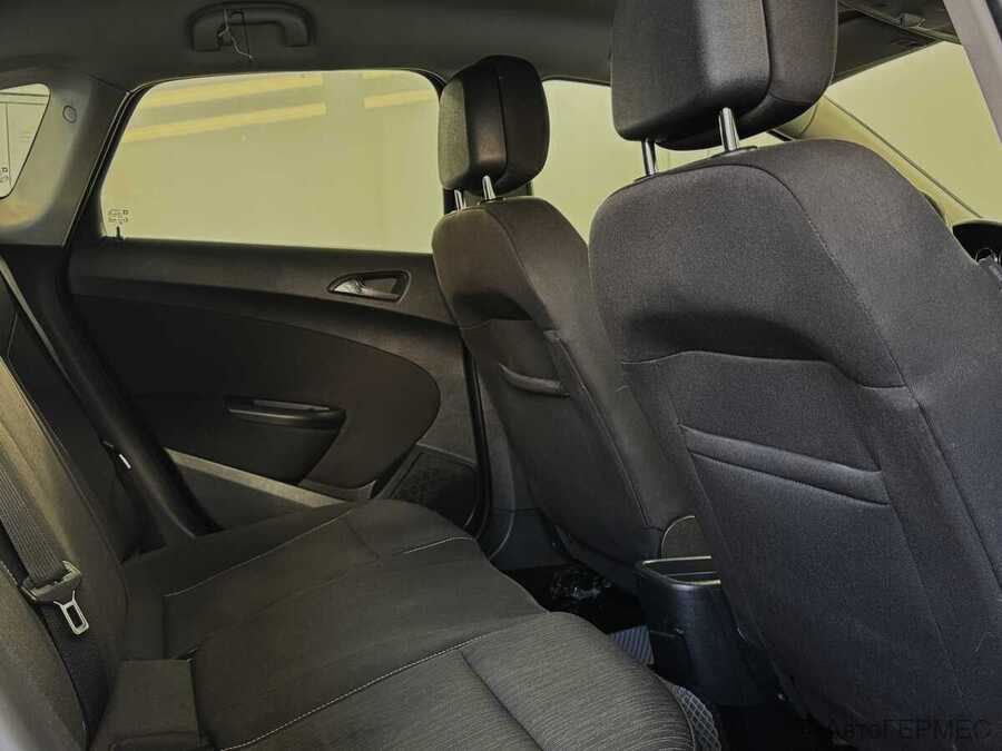 Фото Opel Astra J Рестайлинг с пробегом | №11