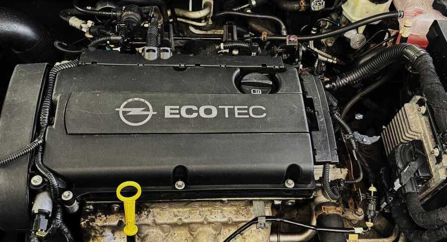 Фото Opel Astra J Рестайлинг с пробегом | №13