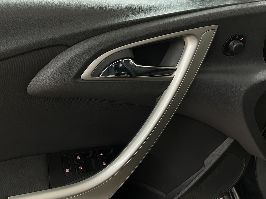 Фото Opel Astra J с пробегом | №9