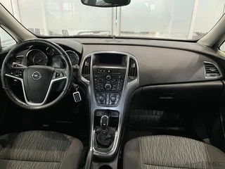 Фото Opel Astra J Рестайлинг с пробегом