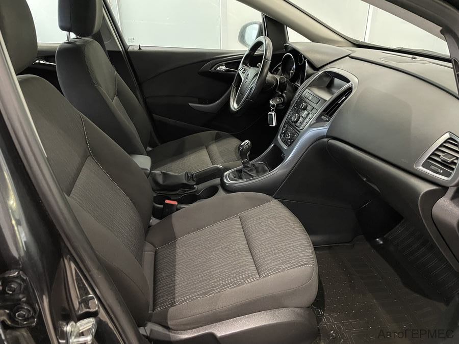 Фото Opel Astra J Рестайлинг с пробегом | №10 Фото Opel Astra J Рестайлинг с пробегом | №10