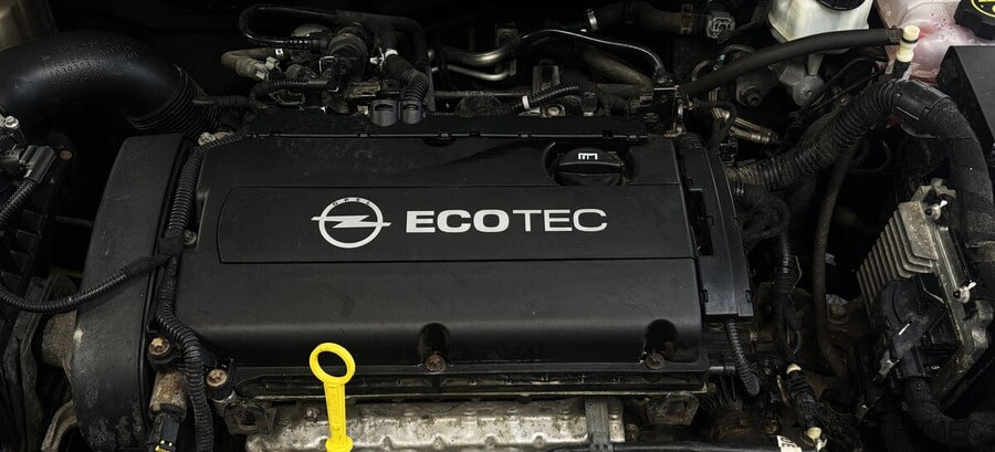 Фото Opel Astra J Рестайлинг с пробегом | №14 Фото Opel Astra J Рестайлинг с пробегом | №14