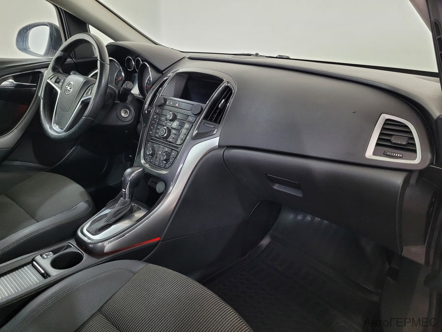 Фото Opel Astra J Рестайлинг с пробегом | №11 Фото Opel Astra J Рестайлинг с пробегом | №11