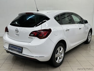 Фото Opel Astra J Рестайлинг с пробегом Фото Opel Astra J Рестайлинг с пробегом