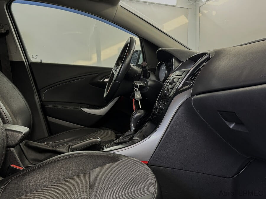 Фото Opel Astra J Рестайлинг с пробегом | №11 Фото Opel Astra J Рестайлинг с пробегом | №11