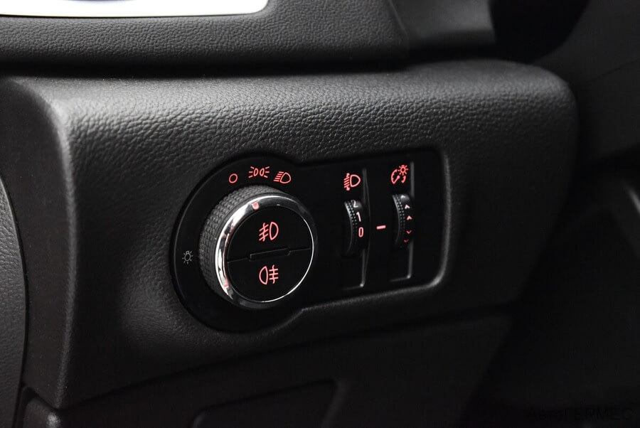 Фото Opel Astra J Рестайлинг с пробегом | №9