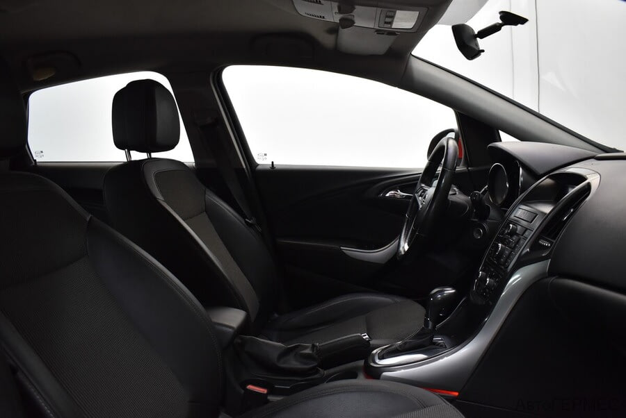 Фото Opel Astra J Рестайлинг с пробегом | №11