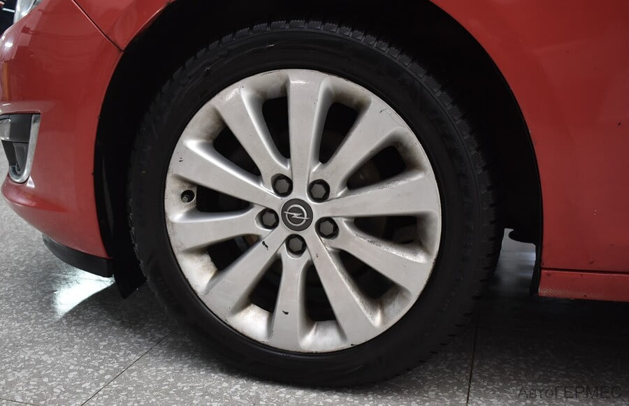 Фото Opel Astra J Рестайлинг с пробегом | №15