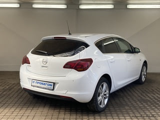 Фото Opel Astra J с пробегом