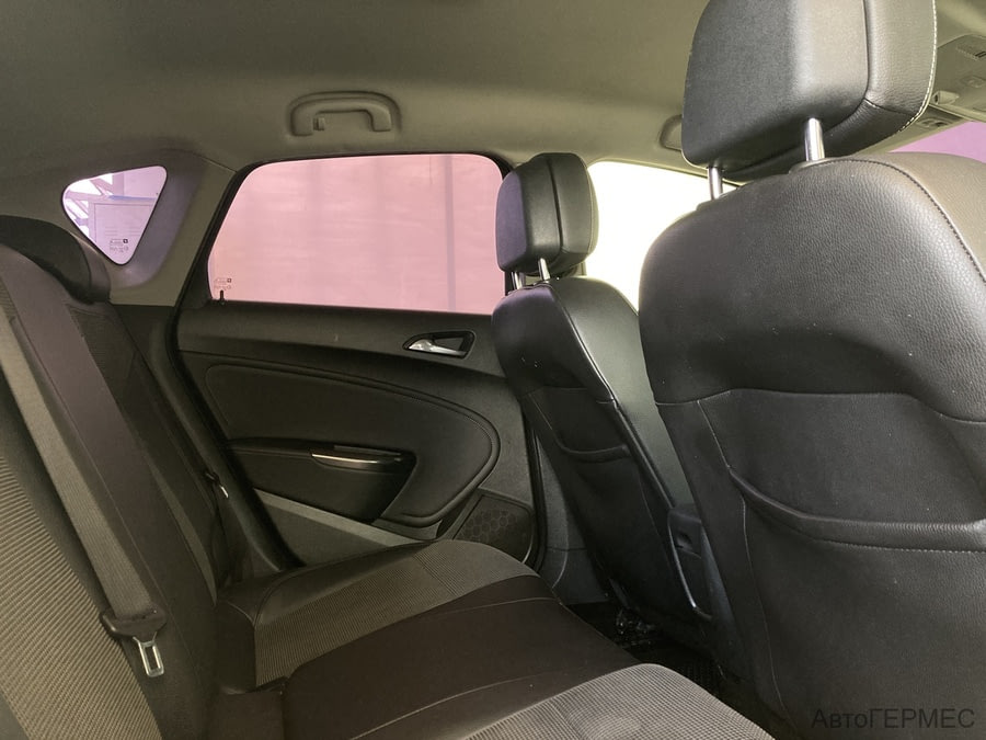 Фото Opel Astra J с пробегом | №12 Фото Opel Astra J с пробегом | №12