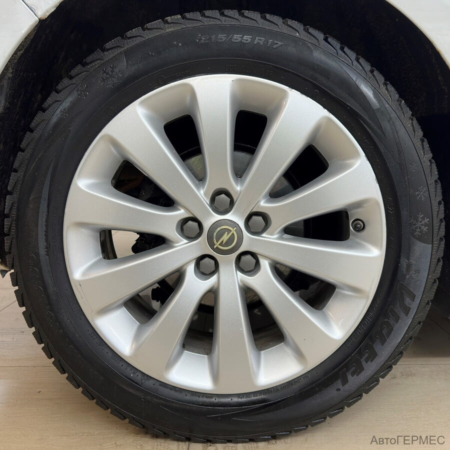 Фото Opel Astra J с пробегом | №13 Фото Opel Astra J с пробегом | №13