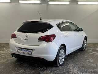 Фото Opel Astra J с пробегом