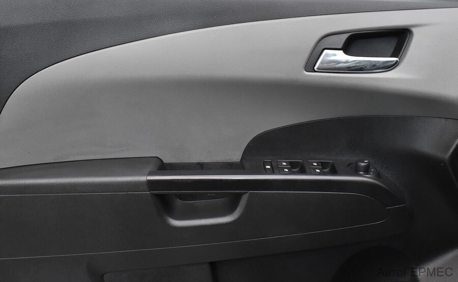 Фото Chevrolet Aveo II с пробегом | №9