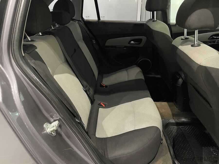 Фото Chevrolet Cruze I Рестайлинг с пробегом | №12