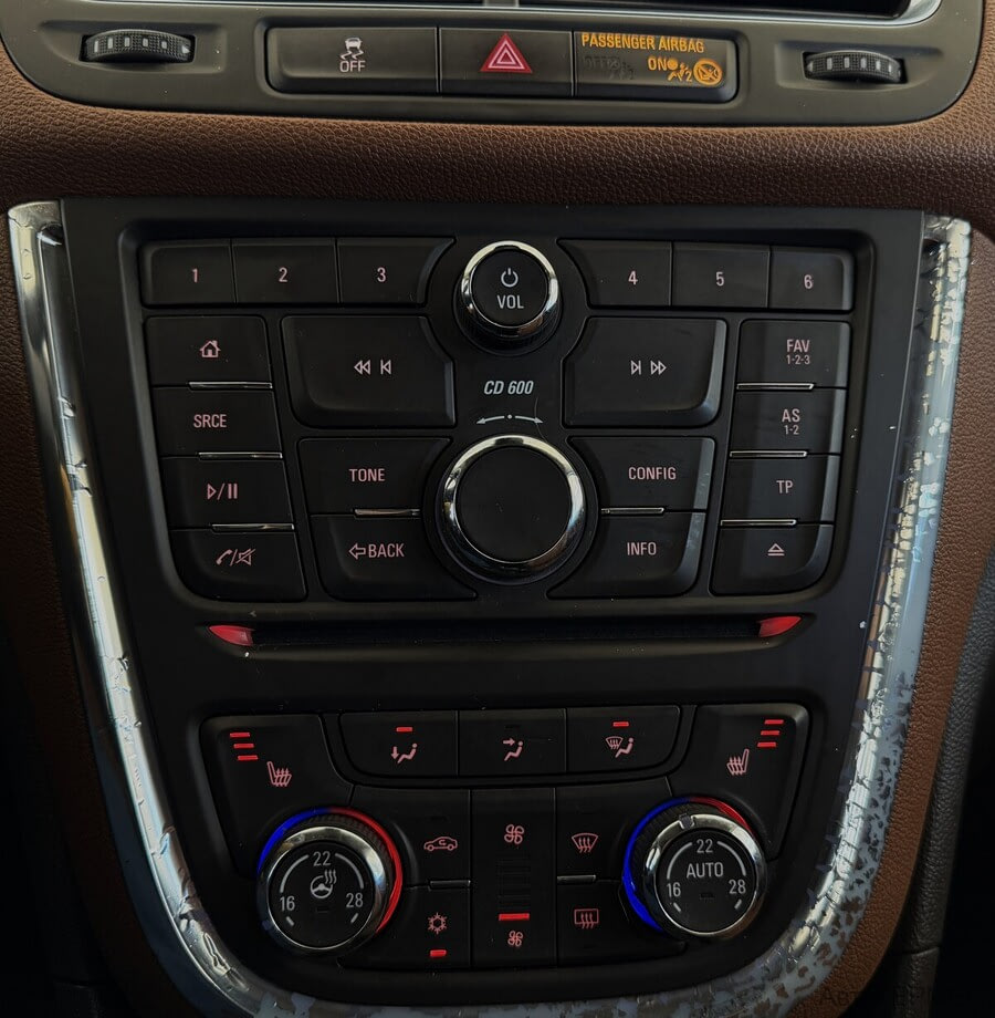 Фото Opel Mokka I с пробегом | №8 Фото Opel Mokka I с пробегом | №8