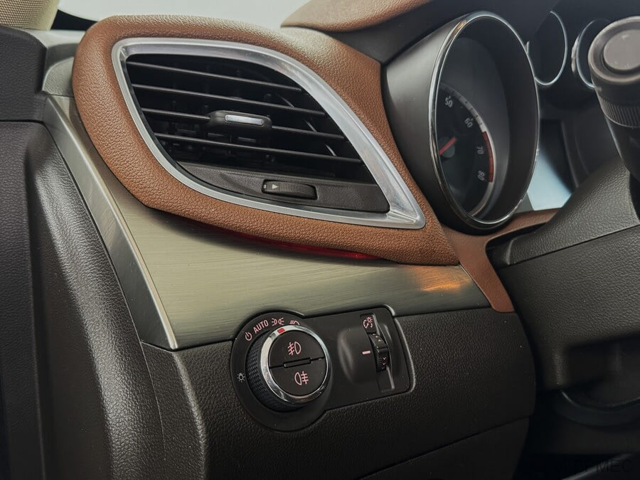 Фото Opel Mokka I с пробегом | №9