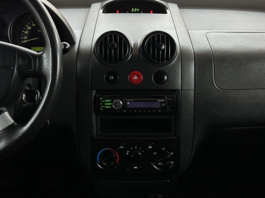 Фото Chevrolet Aveo I с пробегом | №7