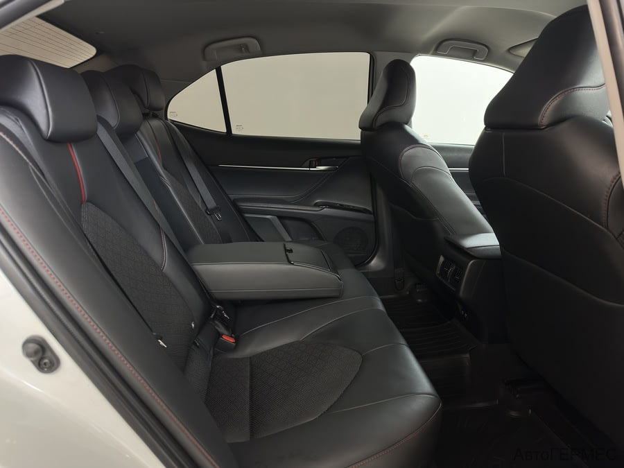 Фото TOYOTA Camry VIII (XV70) с пробегом | №15