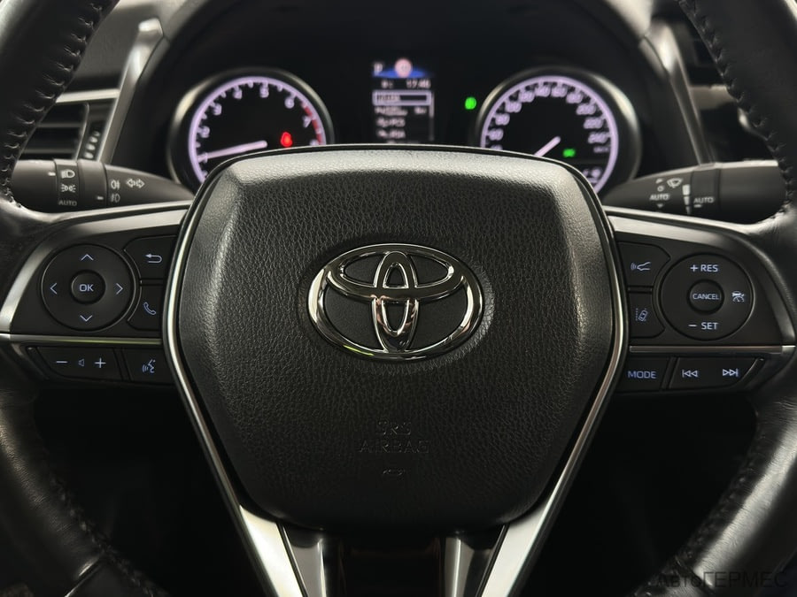 Фото TOYOTA Camry VIII (XV70) с пробегом | №9