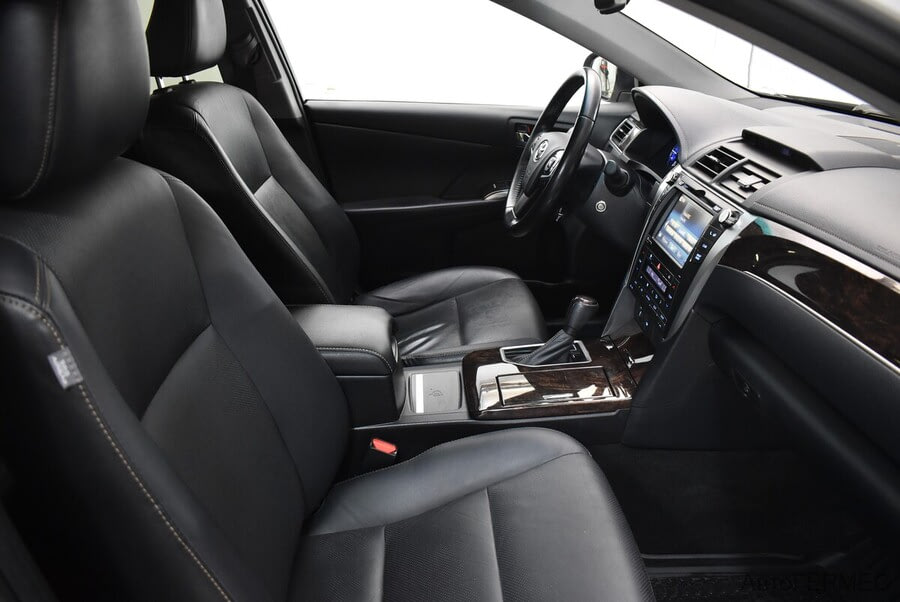 Фото TOYOTA Camry VII (XV50) Рестайлинг 2 с пробегом | №14
