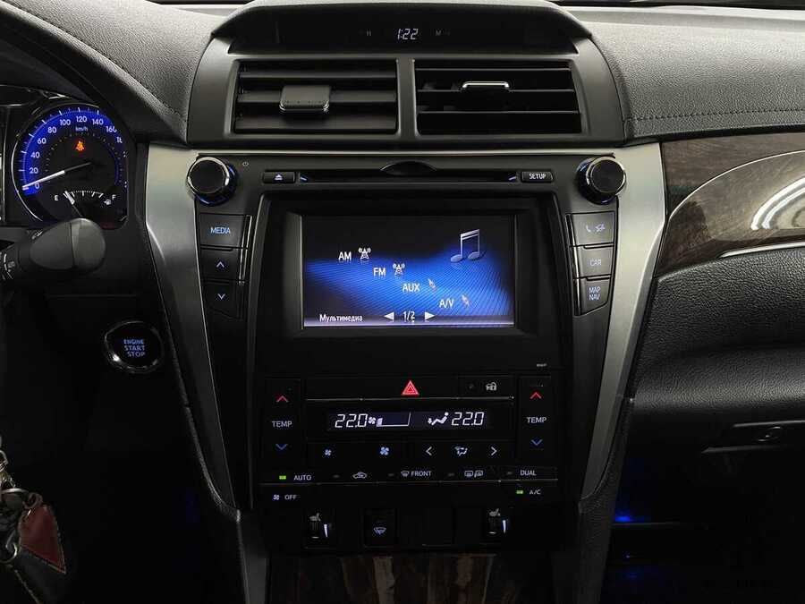 Фото TOYOTA Camry VII (XV50) Рестайлинг 2 с пробегом | №7