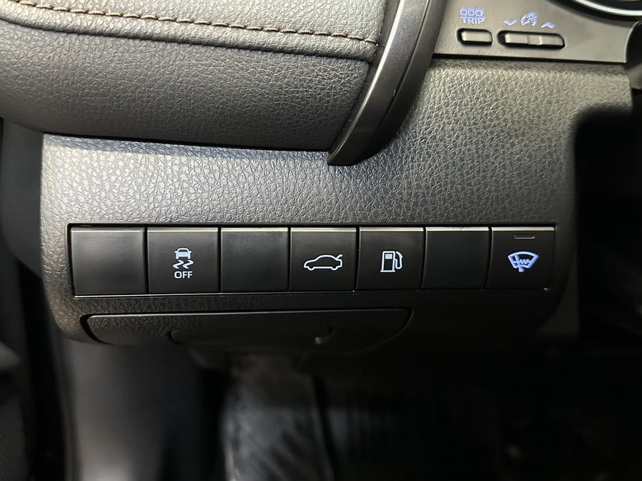 Фото TOYOTA Camry VIII (XV70) с пробегом | №10