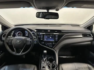 Фото TOYOTA Camry VIII (XV70) с пробегом