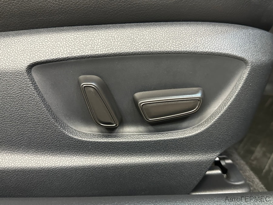 Фото TOYOTA Camry VIII (XV70) с пробегом | №13