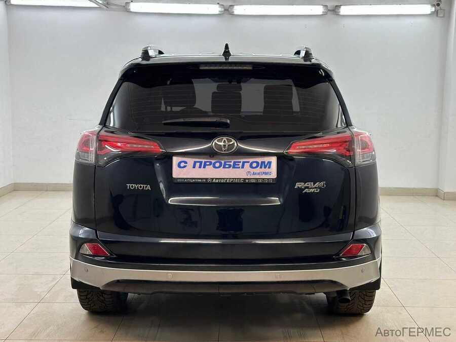 Фото TOYOTA RAV4 IV (XA40) Рестайлинг с пробегом | №3