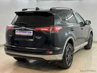 Фото TOYOTA RAV4 IV (XA40) Рестайлинг с пробегом