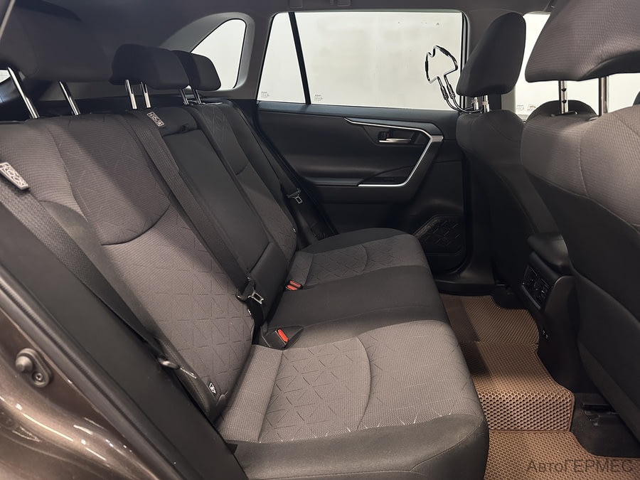 Фото TOYOTA RAV4 V (XA50) с пробегом | №15