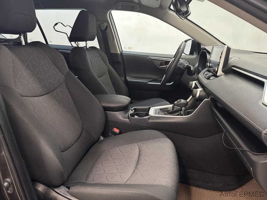 Фото TOYOTA RAV4 V (XA50) с пробегом | №14