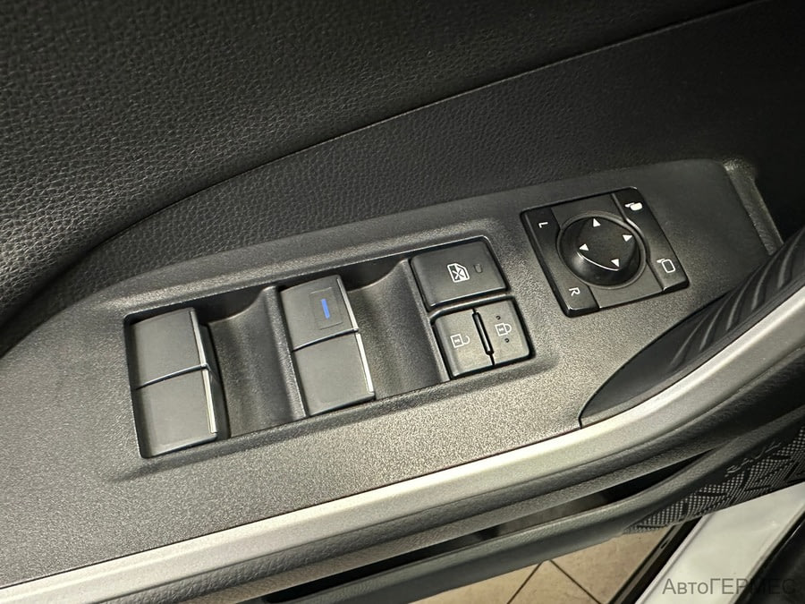 Фото TOYOTA RAV4 V (XA50) с пробегом | №12