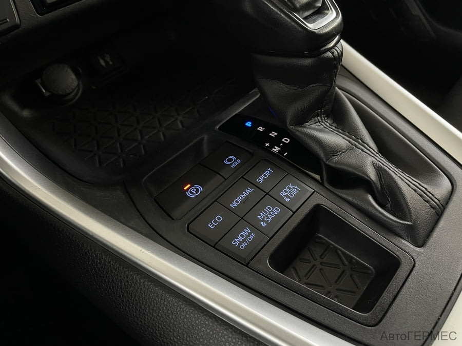 Фото TOYOTA RAV4 V (XA50) с пробегом | №8