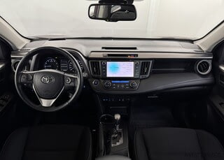 Фото TOYOTA RAV4 IV (XA40) Рестайлинг с пробегом