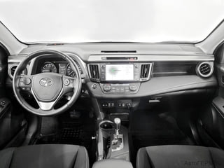 Фото TOYOTA RAV4 IV (XA40) Рестайлинг с пробегом