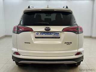 Фото TOYOTA RAV4 IV (XA40) Рестайлинг с пробегом Фото TOYOTA RAV4 IV (XA40) Рестайлинг с пробегом