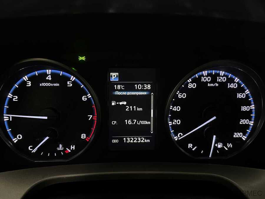 Фото TOYOTA RAV4 IV (XA40) Рестайлинг с пробегом | №6