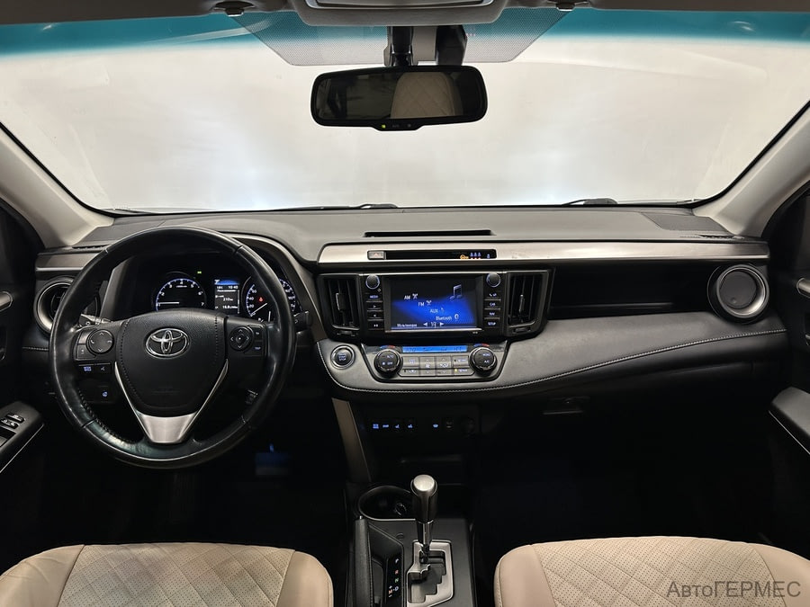 Фото TOYOTA RAV4 IV (XA40) Рестайлинг с пробегом | №5