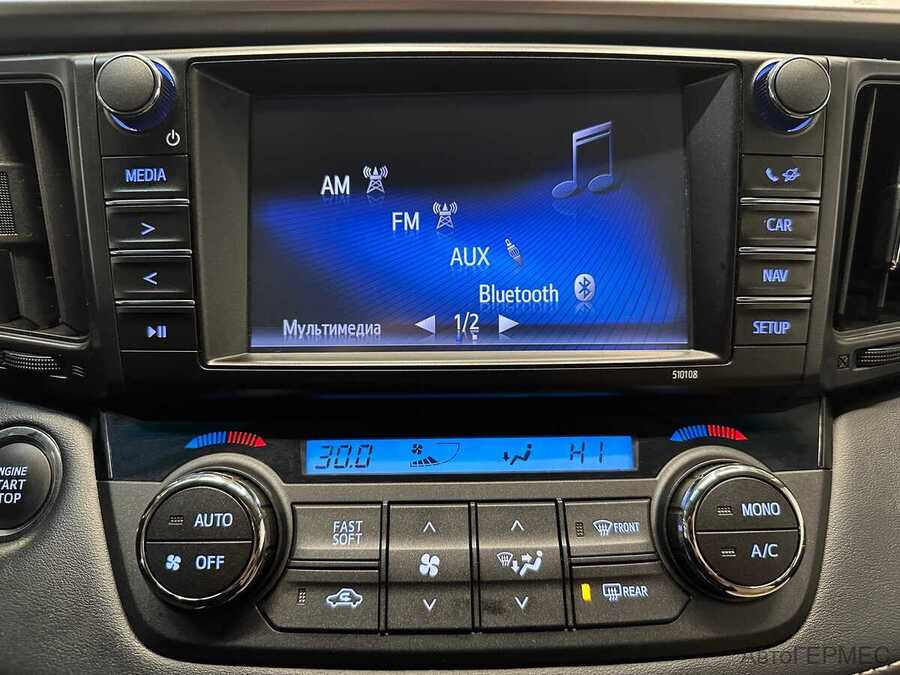 Фото TOYOTA RAV4 IV (XA40) Рестайлинг с пробегом | №7